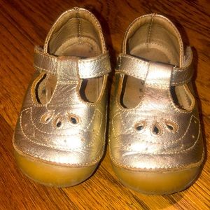 Old soles gold Tstrap size 12-18 months
